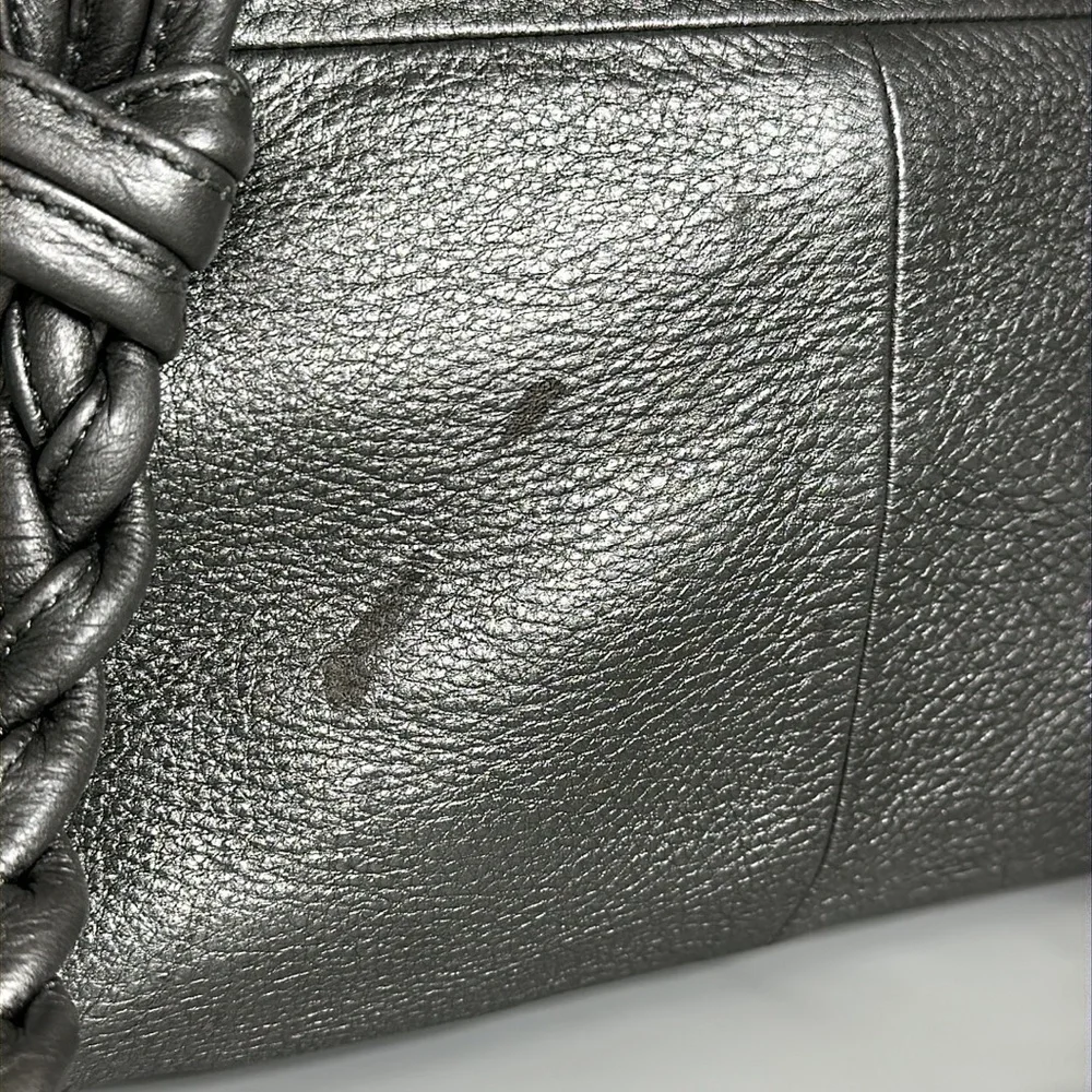 B. MAKOWSKI Pebbled Leather Hobo Bag A211928 Grey Pockets Braided Straps Classic